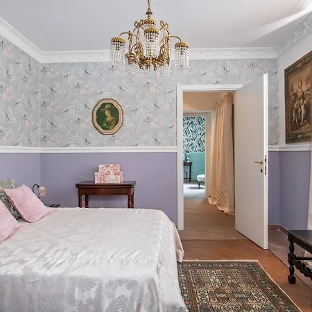 Pink - By Myhomeincomo