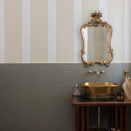 Pink - By Myhomeincomo Villa *