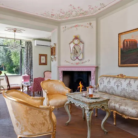 Villa Pink - By Myhomeincomo