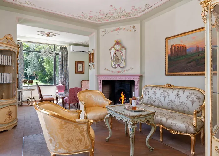 Pink - By Myhomeincomo * Carate Urio