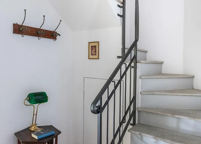 Villa Pink - By Myhomeincomo *