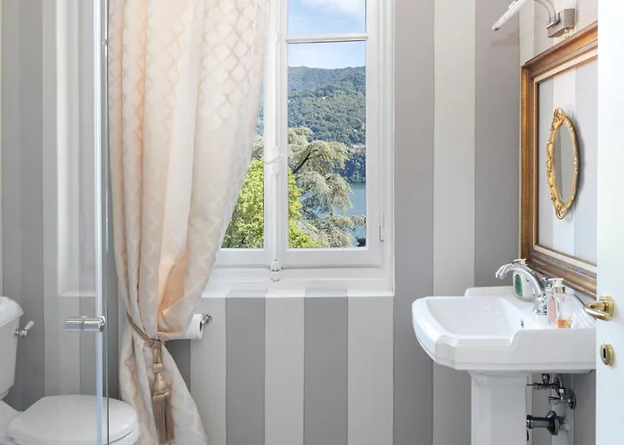 Pink - By Myhomeincomo