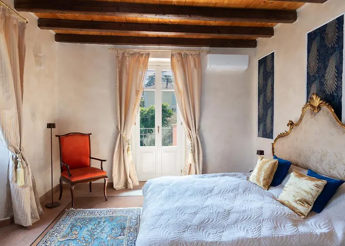 Villa Pink - By Myhomeincomo