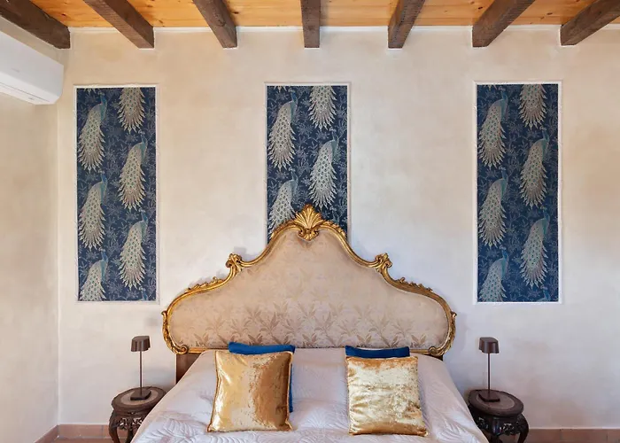 Pink - By Myhomeincomo * Carate Urio