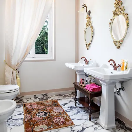 别墅 Pink - By Myhomeincomo *